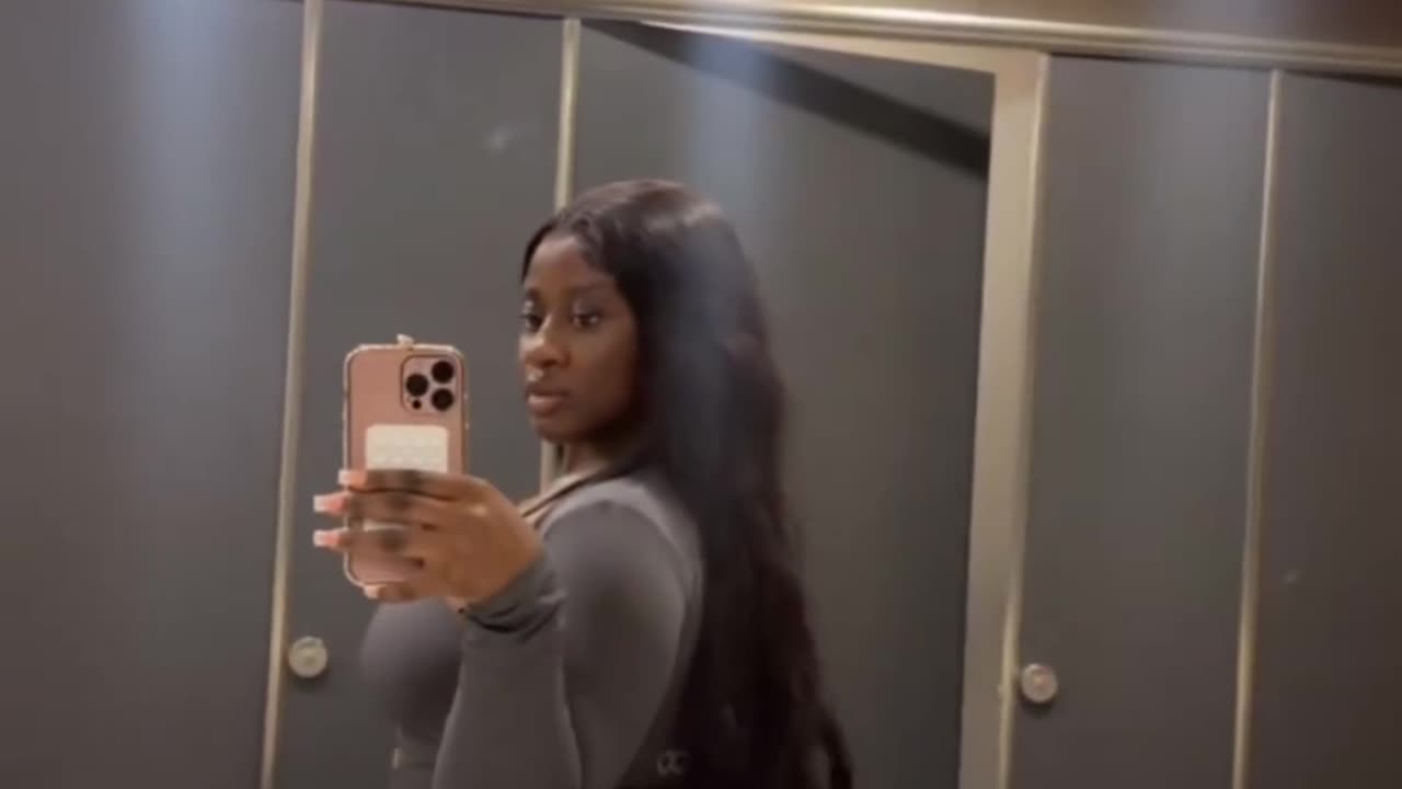 AKO_SUAMFRIPOMAA