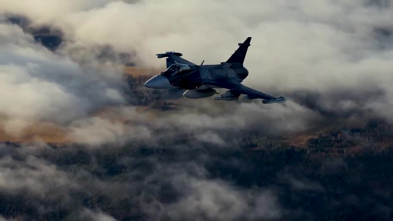 Gripen C and Gripen E in perfect harmony