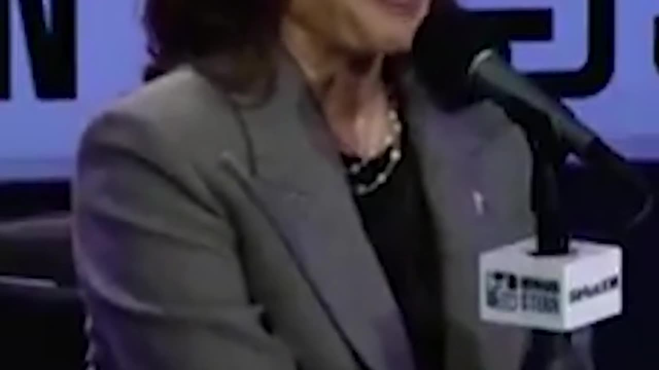 Kamalas Howard Stern Interview