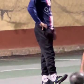 Fans think they've found a Lionel Messi clone playing football, the resemblance is scary