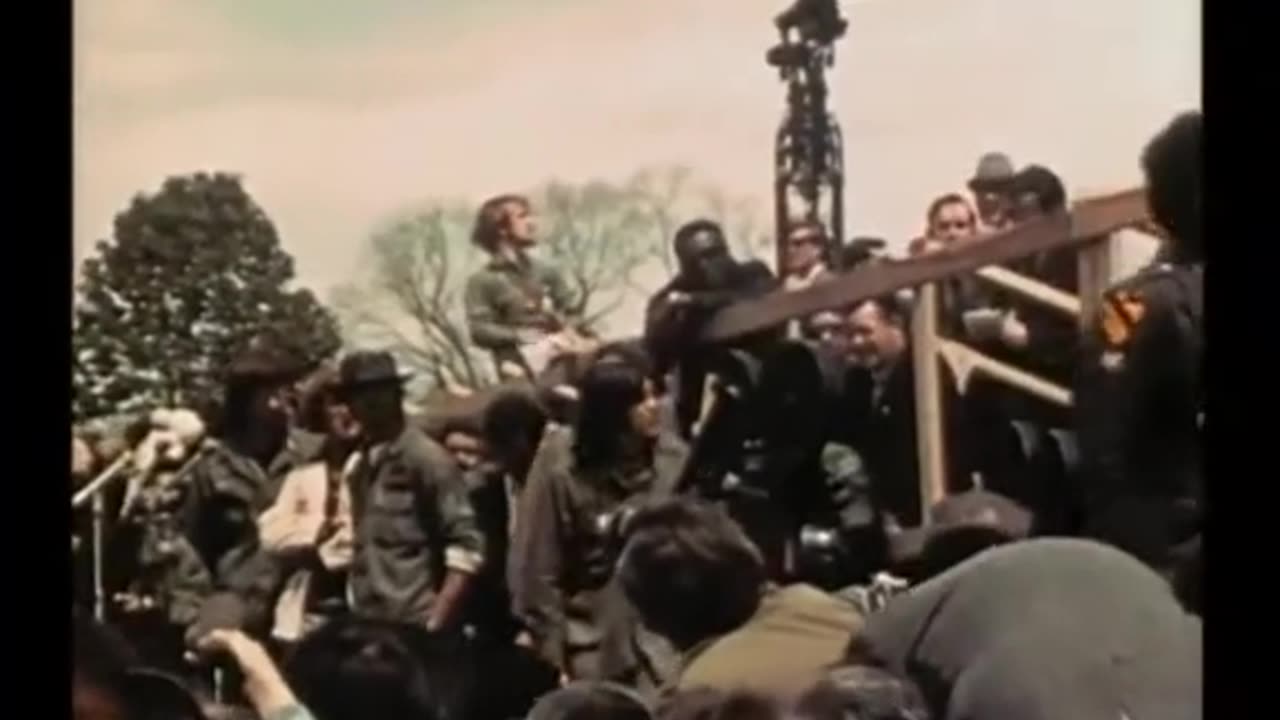 VIETNAM VETS THROW THEIR MEDALS ON THE STEPS OF CAPITOL BUILDING