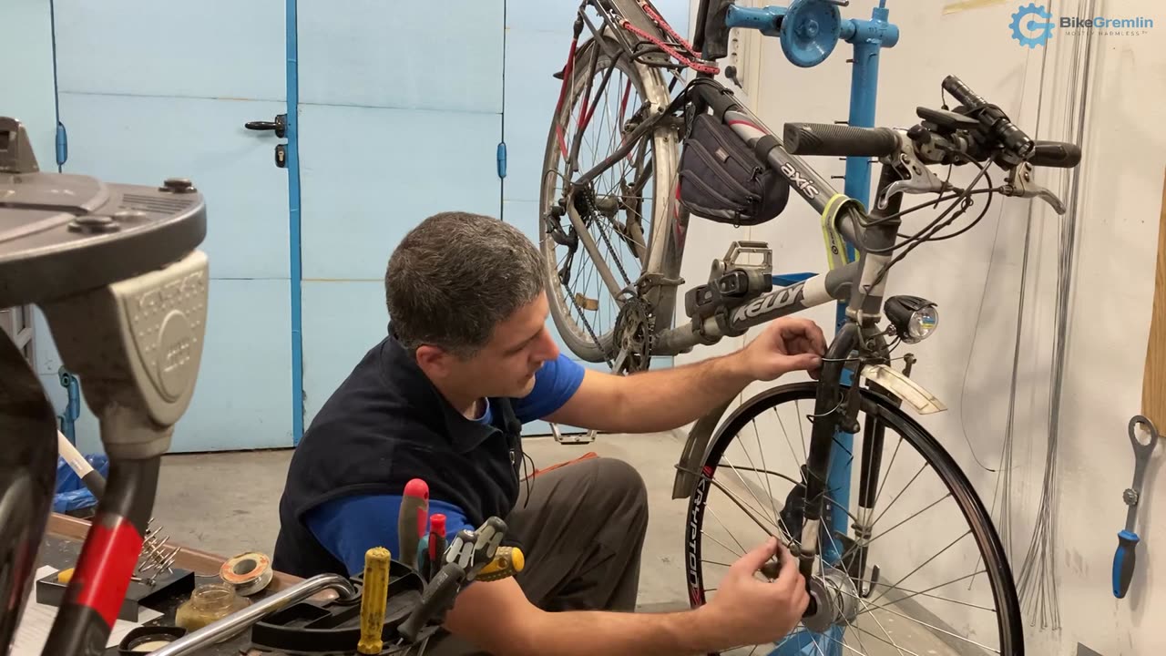 Mounting dynamo hub and LED lights on my bicycle :)