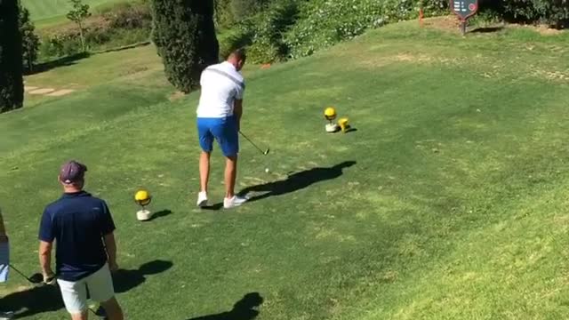 Golf tee shot fail twice