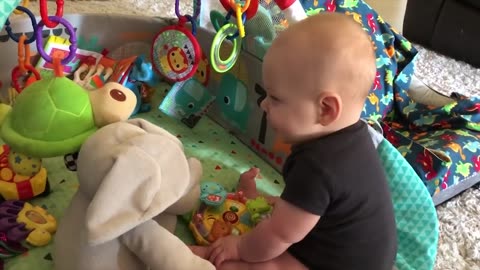 1000 Silly Things When Baby Playing