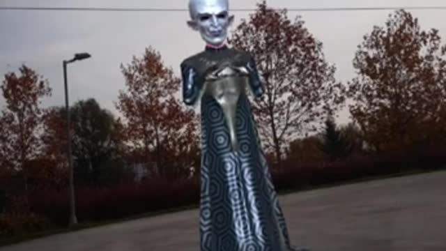 DOES ANYONE REMEMBER THIS ALIEN?