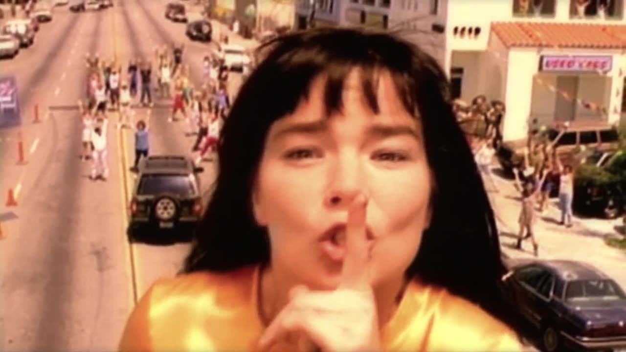 björk - it's oh so quiet [surrounded]