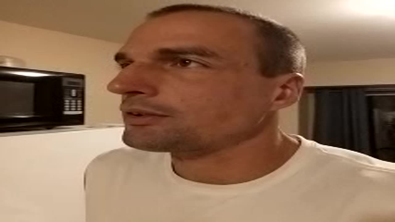 TUESDAY = WHITE DAY. 2 PULSING BULBS FIRST SEEN.