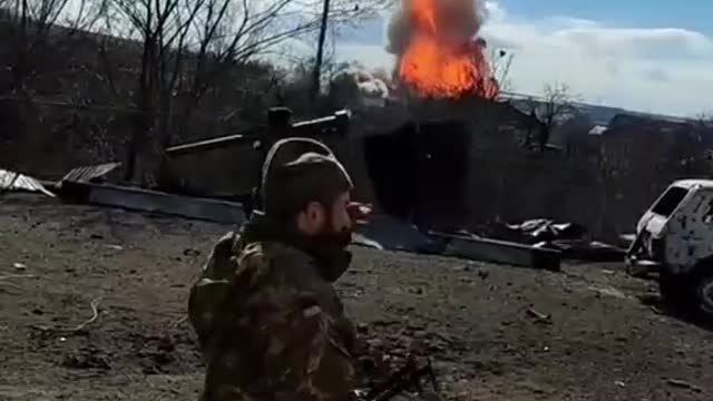 Ukrainian soldier fires MANPAd during Russian bombing run.