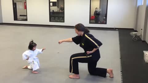 OMG!!!! Cuteness overloaded. !!!! Training videos of cut baby