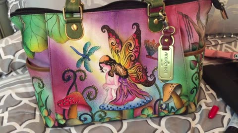 What's in my Anuschka Enchanted Forrest Fairy bag tote purse