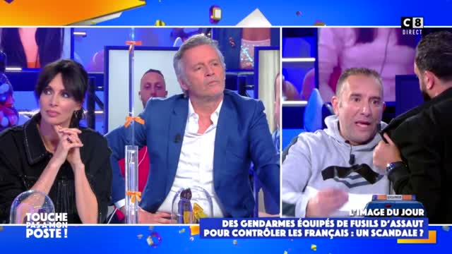 Il laisse exploser sa colère