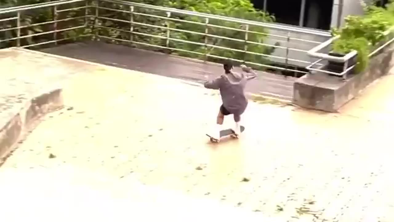 Clip Of Man Skateboarding - I Lost The Context/Name (Sorry)