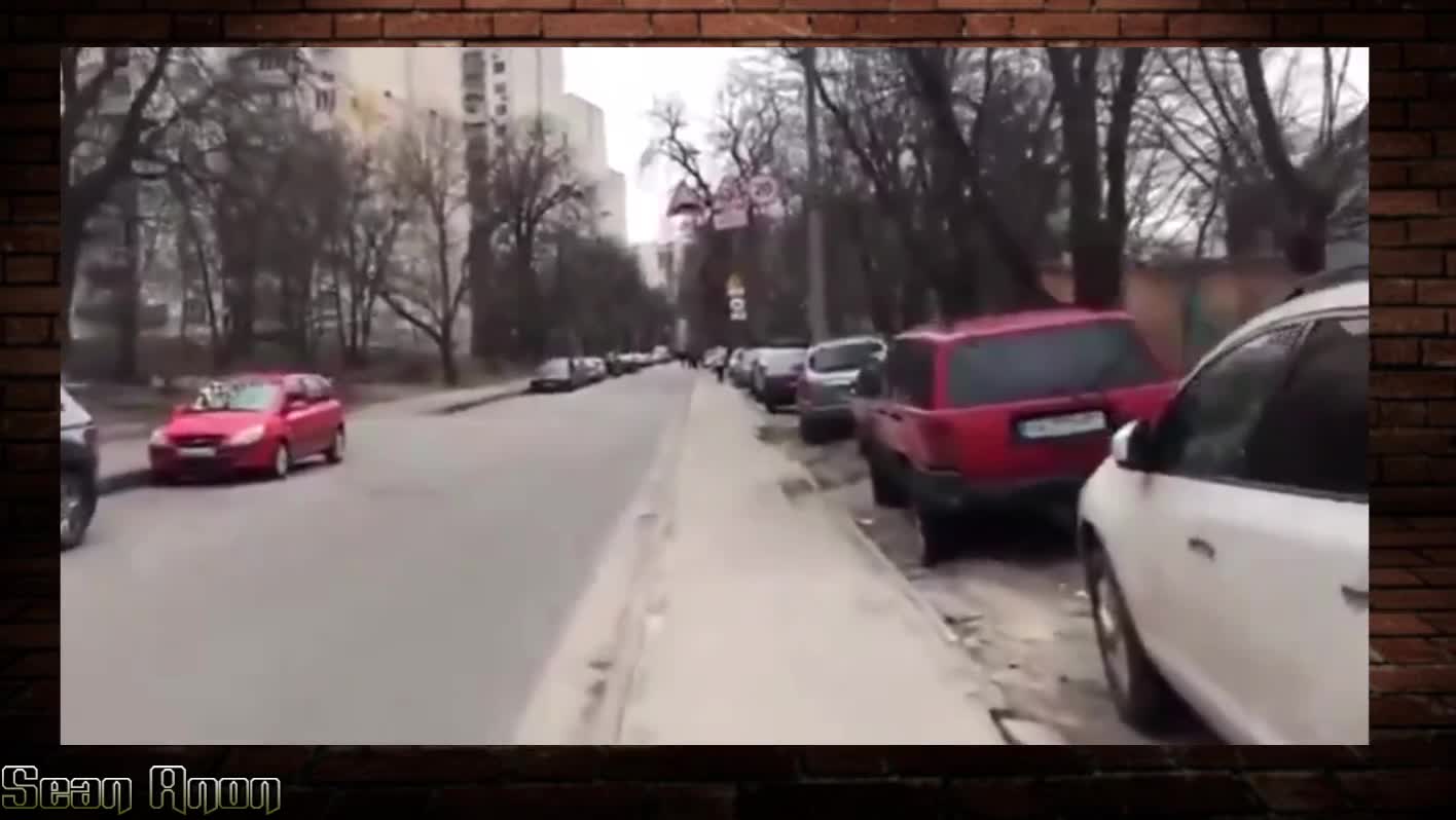 On the set of MSM scripted war