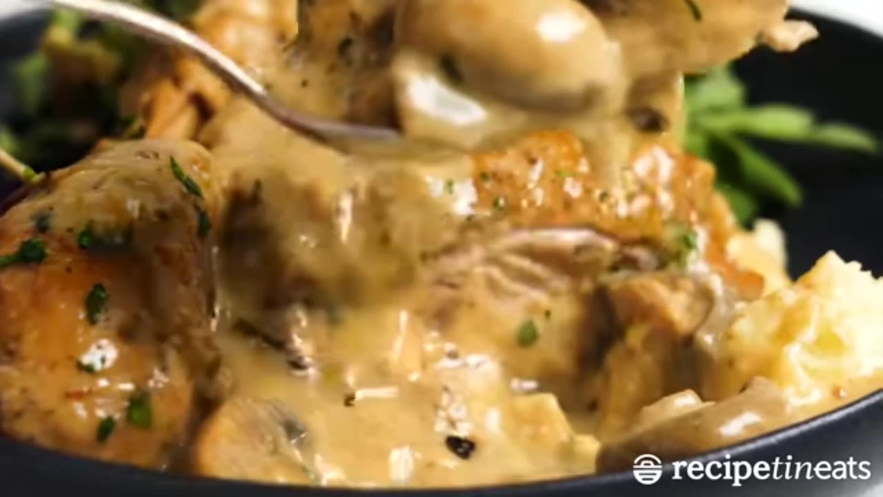 Chicken with special sauce. Easy and delicious #chicken #sauce مرغ #سس#