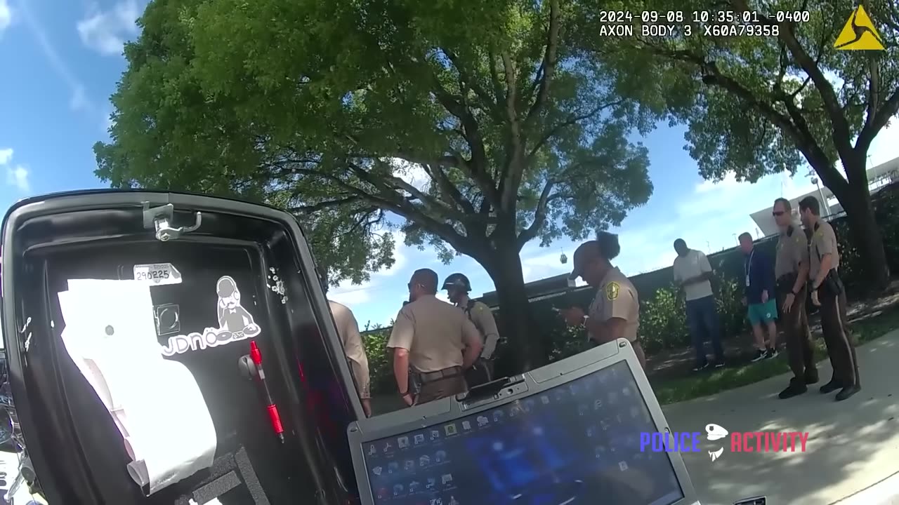 Bodycam Footage of Tyreek Hill Detainment