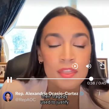 💩 AOC FARTED!!! Sounds Like She May Have POOPED A Little Too! 💩