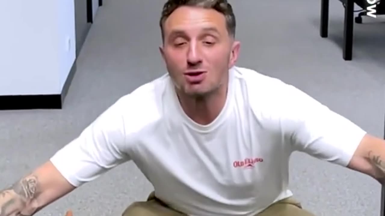 Carrie Bickmore and Tommy Little try to swing sausage in their mouth