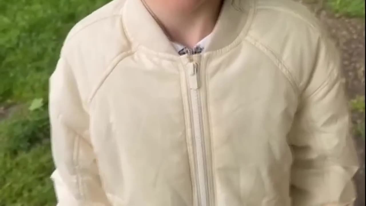 8살 여자아이는 왜 화가 났을까?