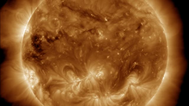 Flare e macchie magnetiche solari