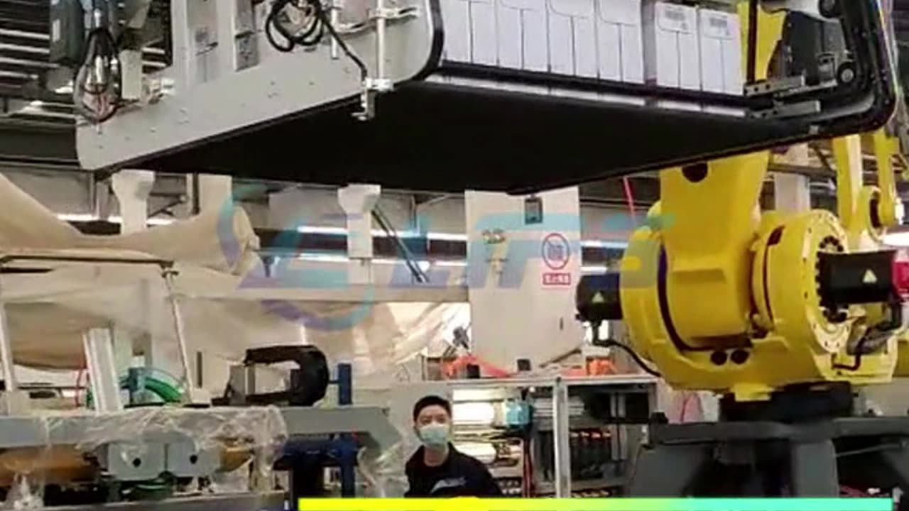 Automatic robot palletizer with roller shutters gripper #packaging#robot#palletizer