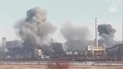 Russian invaders destroy the Azovstal plant in Mariupol