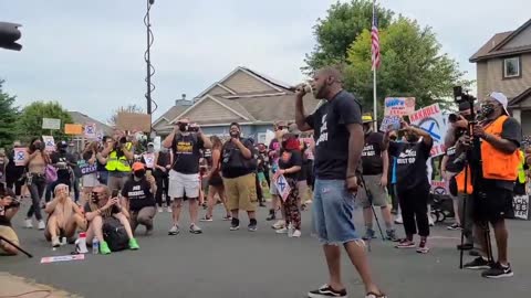 Democrat House Candidate John Thompson Screams At Children And Residents "F*&k Hugo Minnesota!"