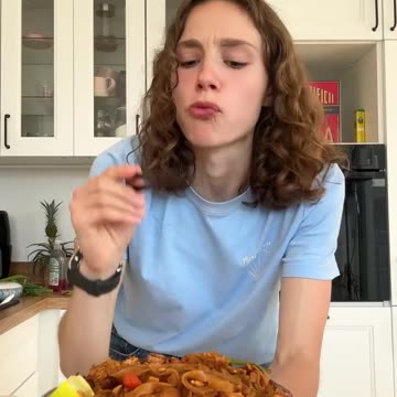 CHEAT’S PAD THAI - RECIPE IN DESCRIPTION