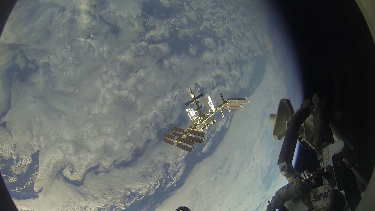 iss_docking_20150327