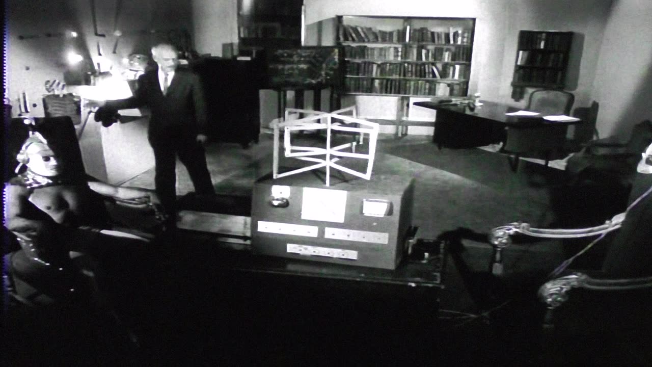 Ax murder ghost attacks Santo in the ring!! 2nd favorite Santo movie.