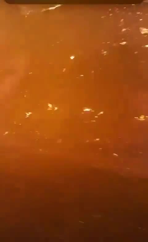 CHILE: Terrifying moment in which firefighters of the 5th region Valparaiso drive
