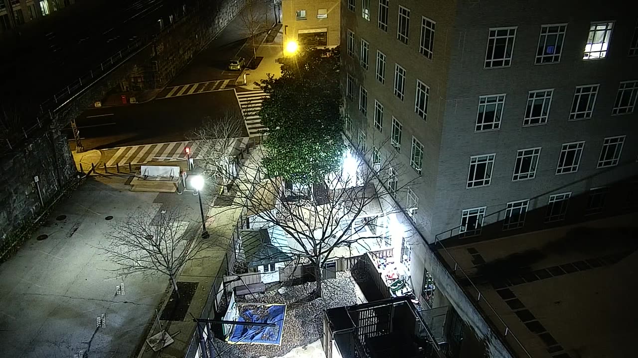 3823FHOBRFSouthRoof_2021-01-05_01h40min00s647ms.mp4