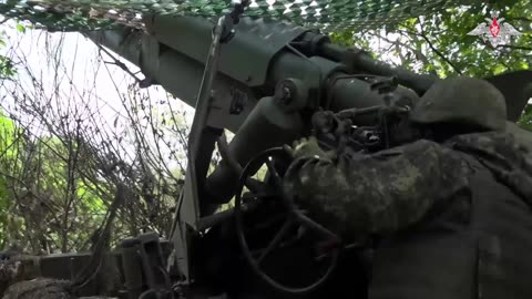 Combat work of Southern Military District Grad MLRS and Giatsint-B howitzers