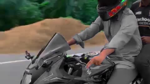Rumble shorts video .#gixxersf