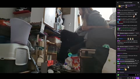 2023-02-27 (1bis) - Triskel se fait arnaquer - Twitch Meutemediatique (version avec chat)