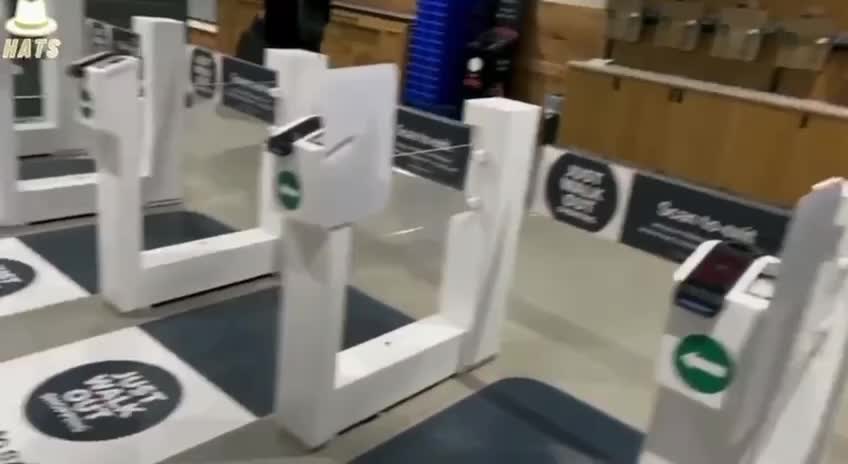 Whole Foods in Washington DC preparing for no entry without scanning your phone/chip.