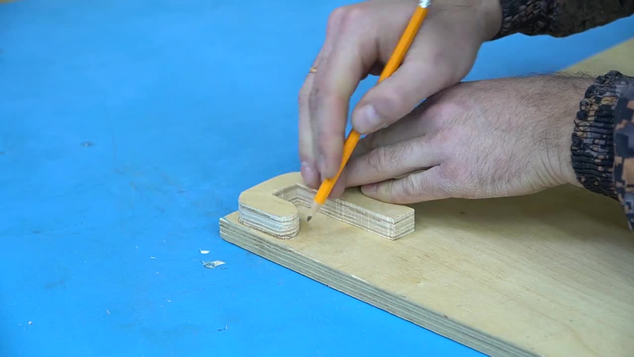 Easy DIY Tool to Help Working With Plywood!!!