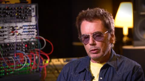 Interview avec l’artiste électro Jean-Michel Jarre pour son 22e album 'Oxymore'_ Dolby Atmos