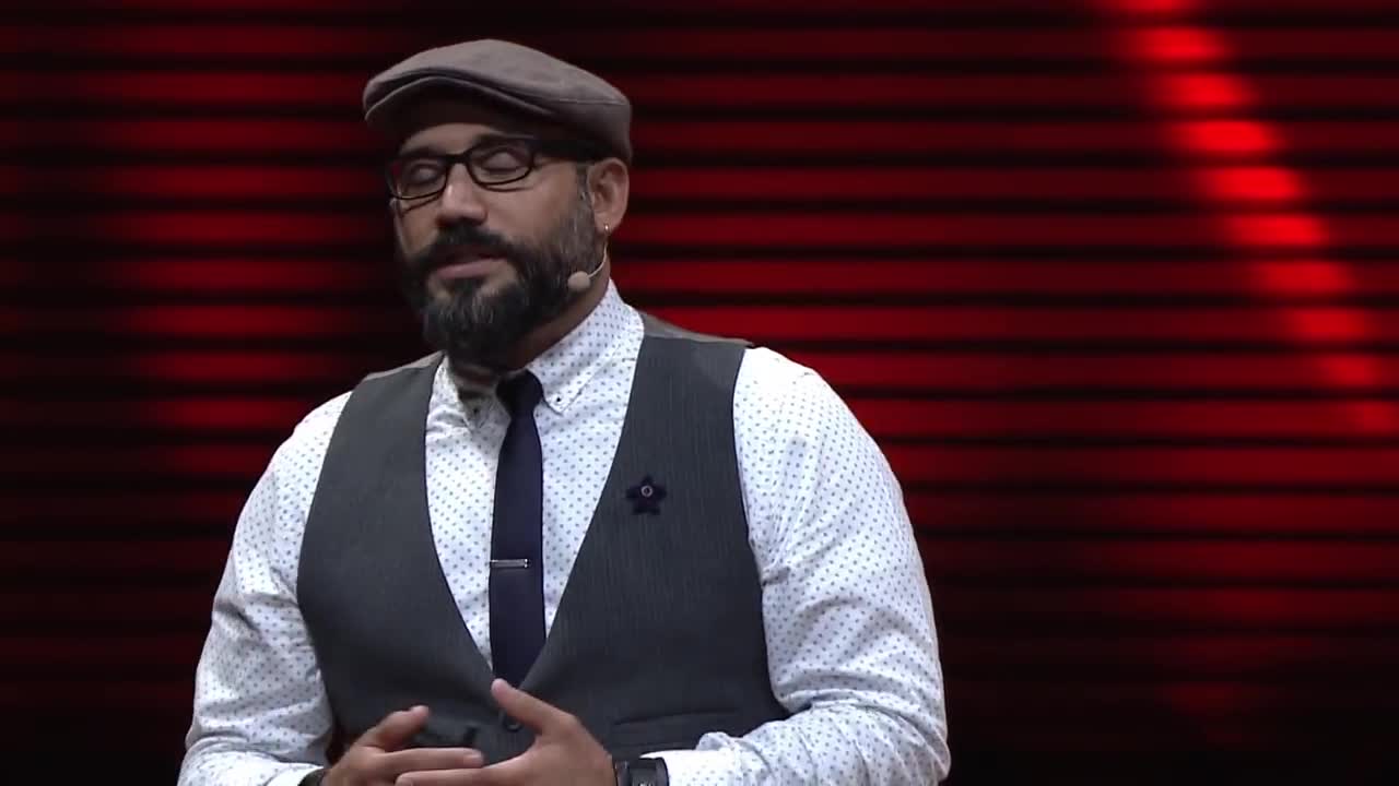 news and the future of journalism | Robert Hernandez | TEDxKC