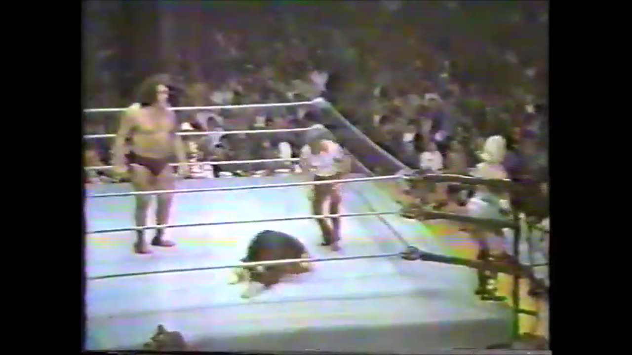 Andre the Giant vs Eddie Mansfield & Pete Marquez