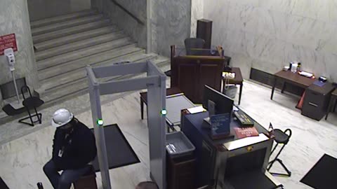 3091RHOBGRLowerIndepAveDoor_2021-01-05_04h40min02s023ms.mp4