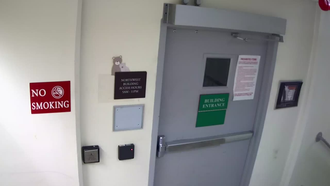 5181CHOBBANorthLobbyStair8_2021-01-05_19h00min01s823ms.mp4