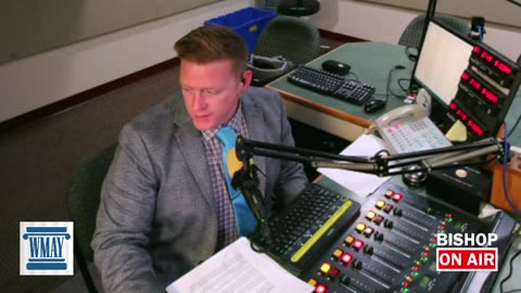 DeSantis' Illinois visit slams "woke" politics as Biden makes secret visit to Ukraine