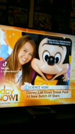 DISNEY CREATED (CLONED) THEIR CHILD STARS i.e MILEY CYRUS, HILLARY DUFF, ETC ETC 🤔🤔