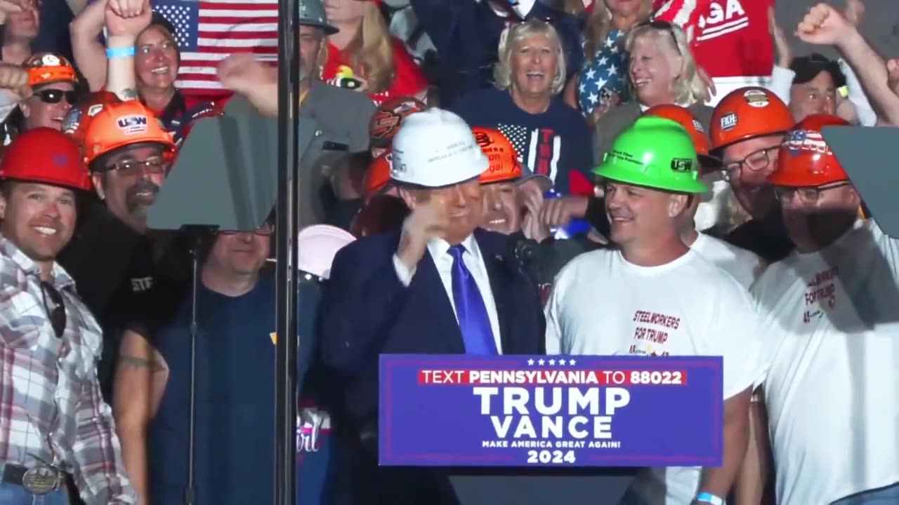 🔥🔥🔥TRUMP IS A MAN OF THE PEOPLE 'I LOVE MY STEELWORKERS FOR TRUMP'🔥🔥🔥