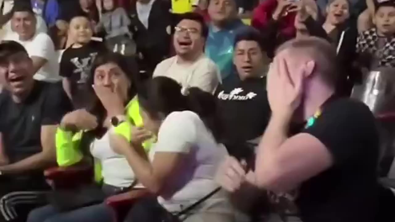 Wrestler Slaps Back