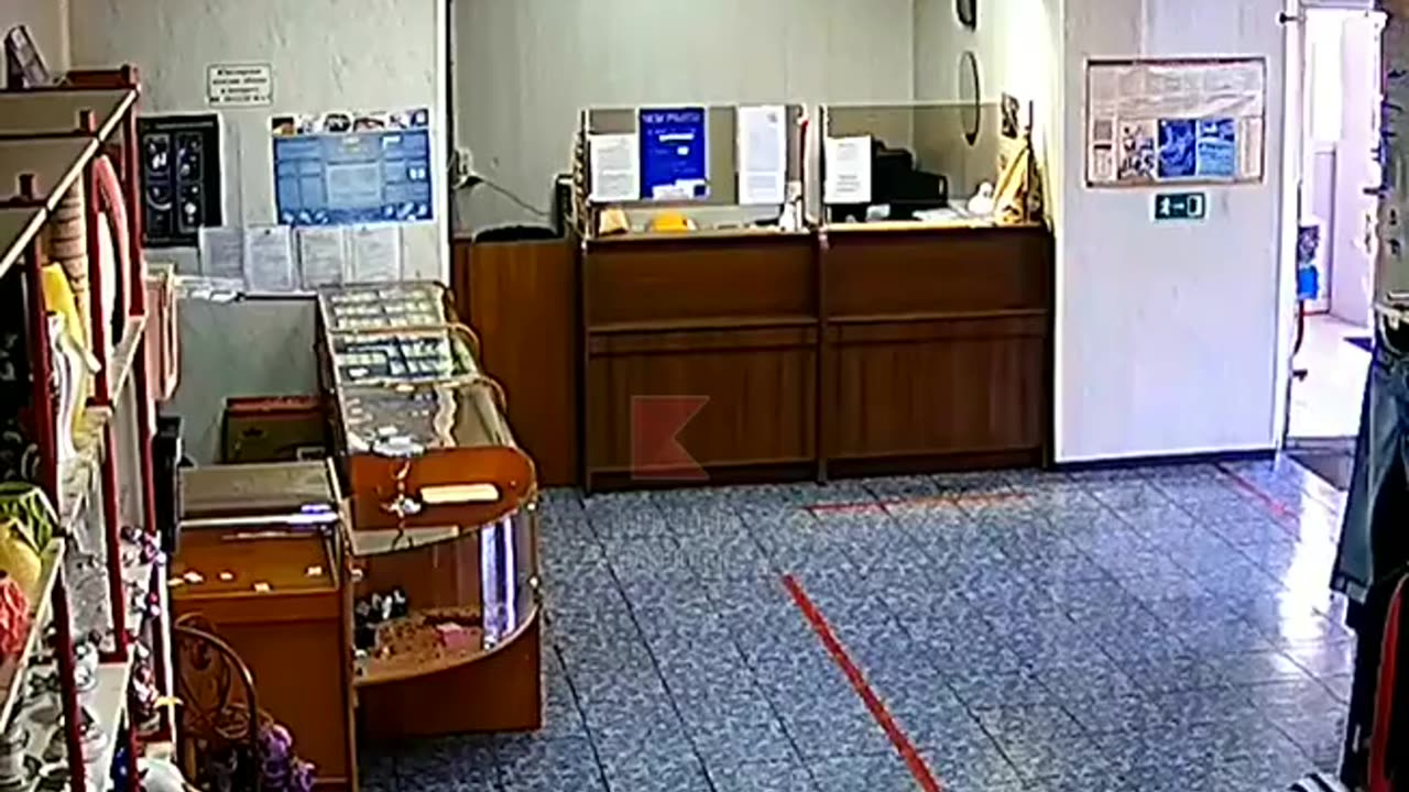 Criminals disguised as covid health officials robbed a local pawnshop in russia