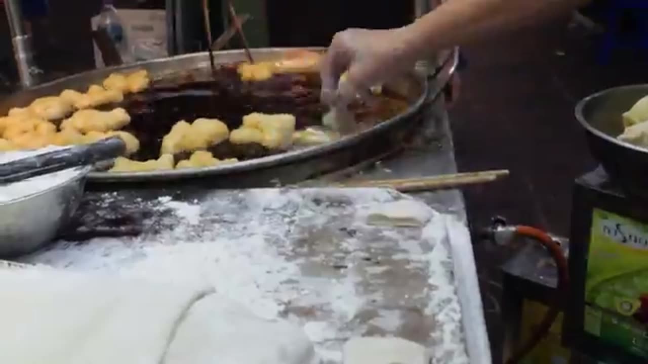 Is This the Most Epic Thai Street Food Show Ever