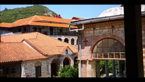 Манастир Есфигмен (грч. Μονη Εσφιγμενου) је манастир на Светој гори.