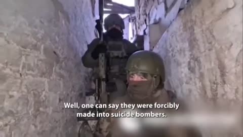 Ukrainian Nationalists locked up Ukrainian tank crew inside vehicle