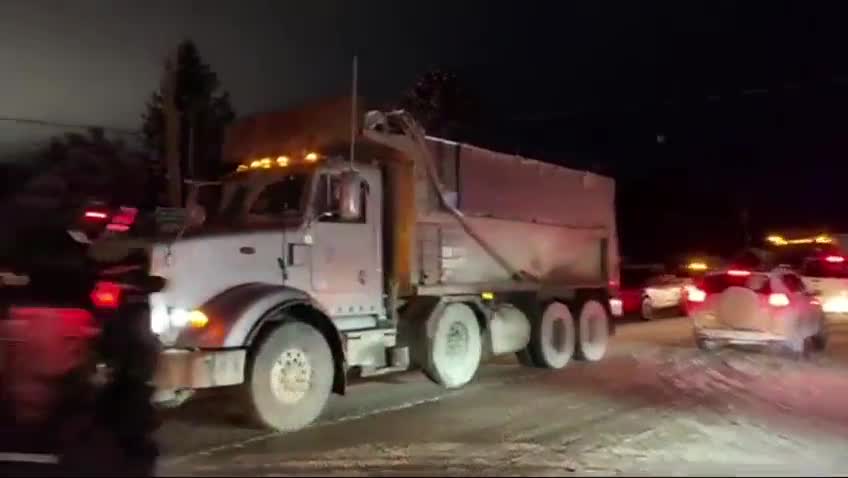 Quebec Canada - Anti Mandate Convoy - It's happening all over Canada... The People have had Enough